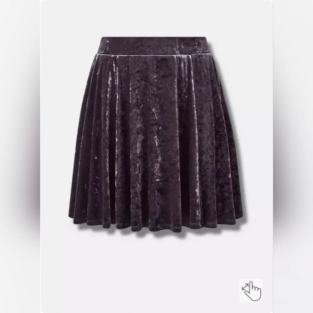 Torrid Mini Velvet Skater Skirt - Picture 1 of 5